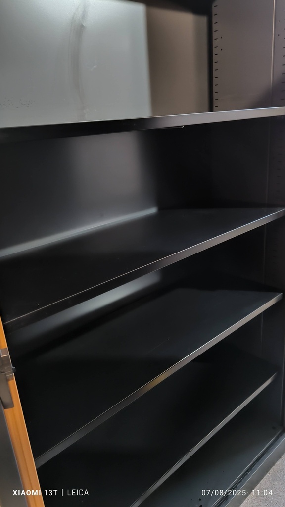 Armoire métallique 382 à rideaux