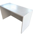 Banque d'accueil + bureau blanc