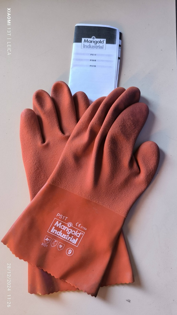 Gants étanches orange courts T9