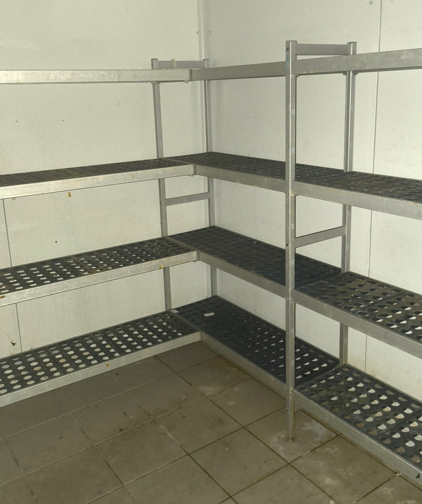 Etagères chambre froide