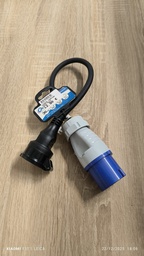 [Z4Z6] Prise adaptateur camping 220v